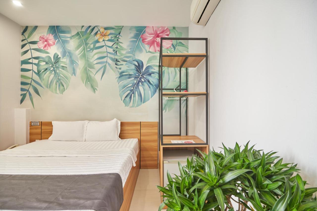 Bin Bin Hotel 2 - Near Him Lam D7 Ho Chi Minh City Exterior photo