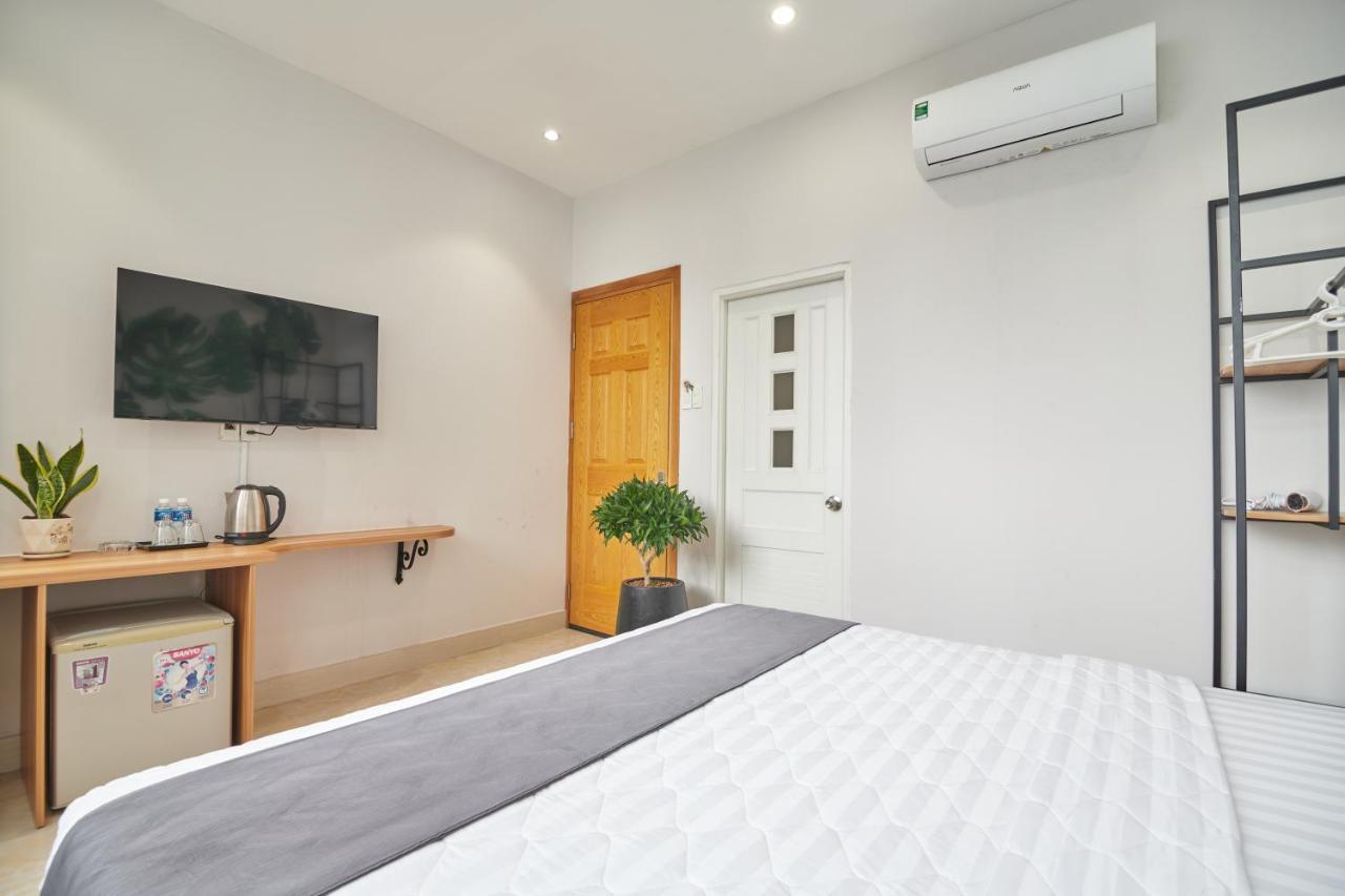Bin Bin Hotel 2 - Near Him Lam D7 Ho Chi Minh City Exterior photo