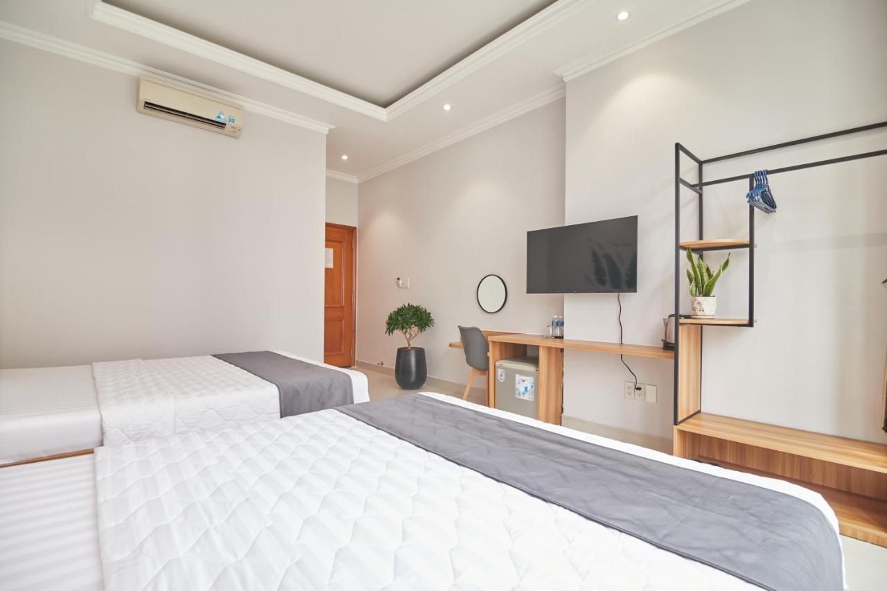 Bin Bin Hotel 2 - Near Him Lam D7 Ho Chi Minh City Exterior photo