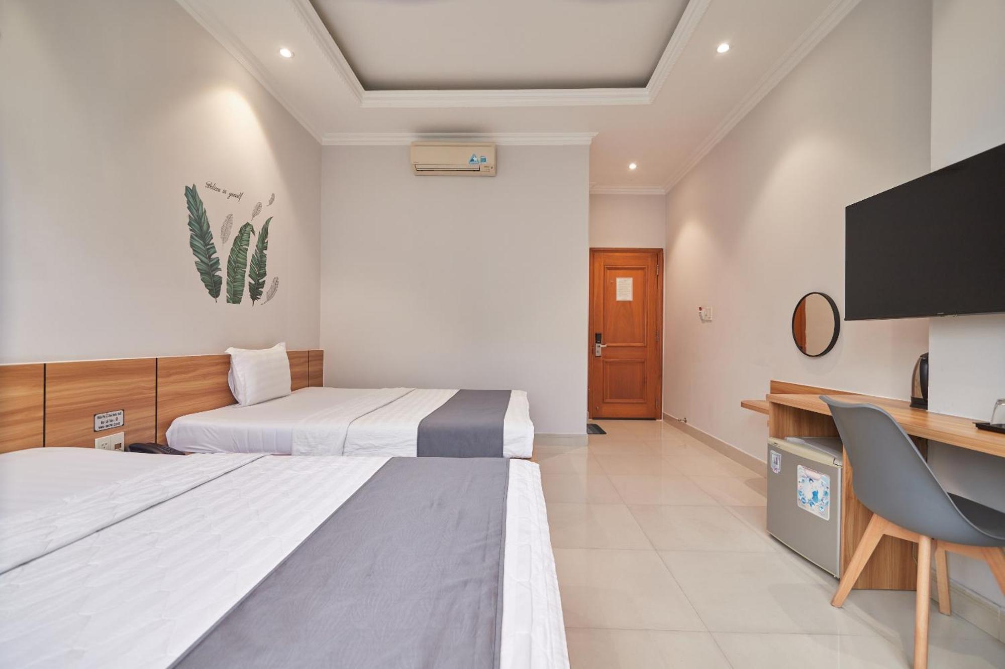 Bin Bin Hotel 2 - Near Him Lam D7 Ho Chi Minh City Exterior photo