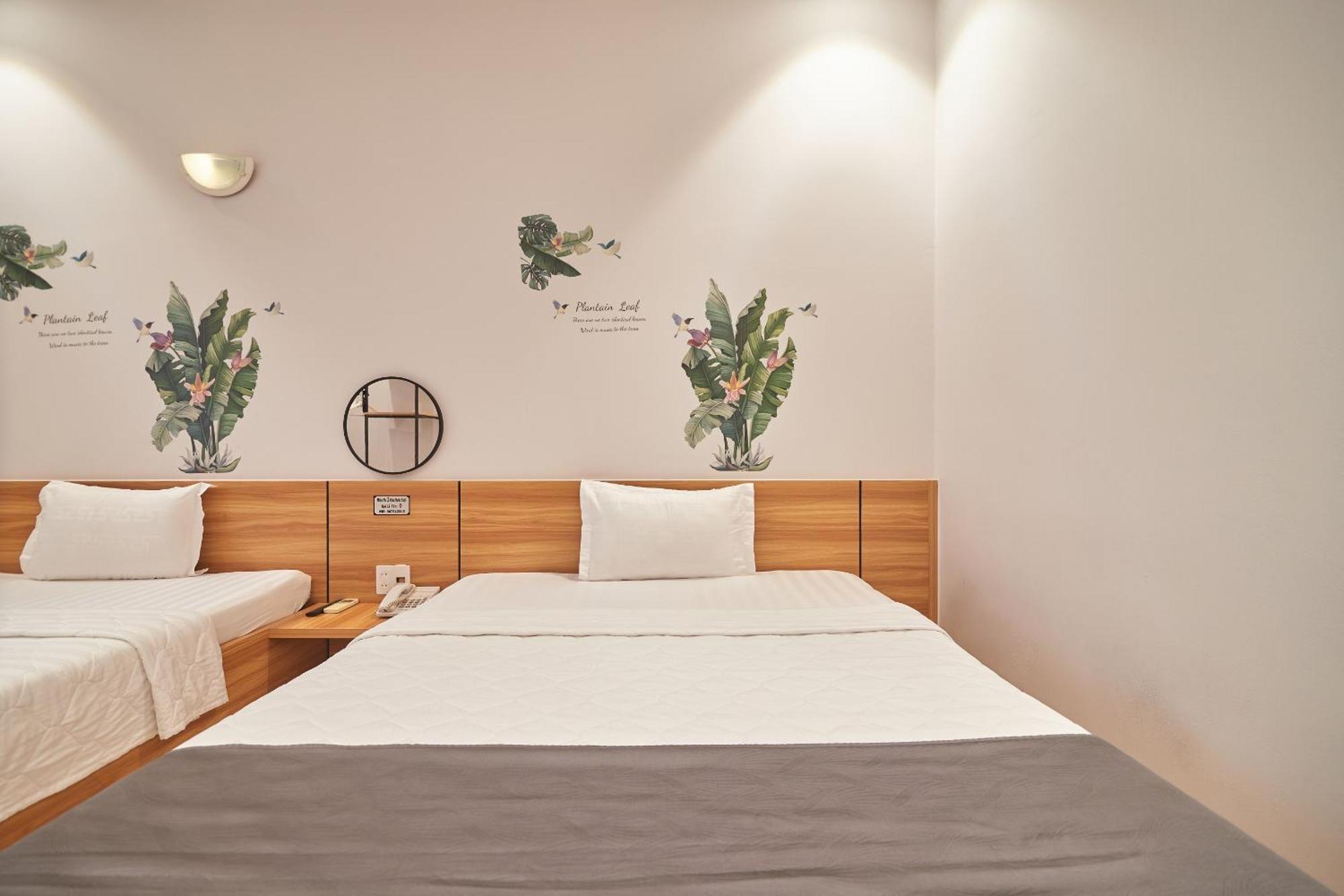 Bin Bin Hotel 2 - Near Him Lam D7 Ho Chi Minh City Exterior photo